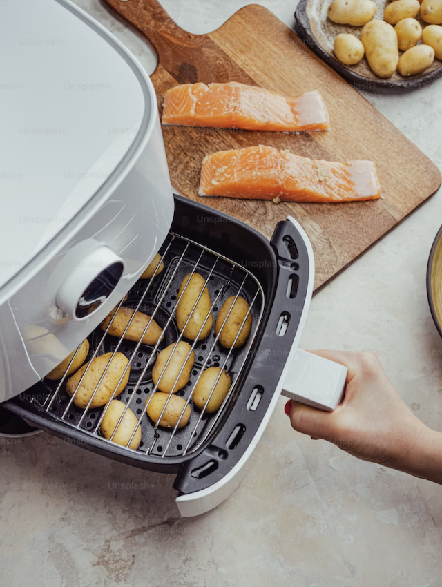 https://theecoedit.co/wp-content/uploads/2023/05/non-toxic-air-fryer.png